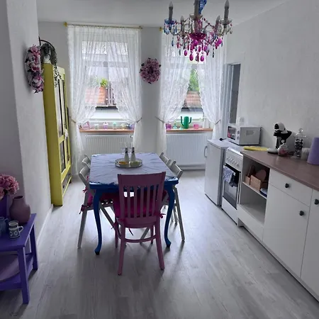 Michaela シュピタル・アム・ピュールン