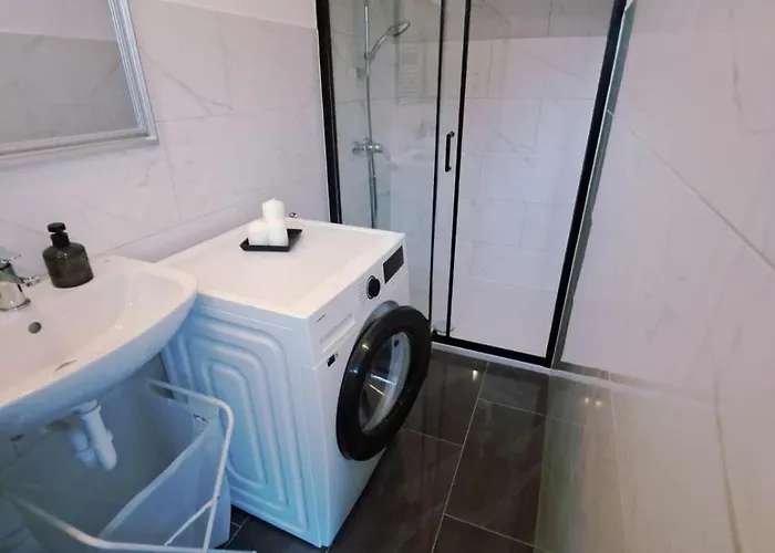 Michaela * 스피탈 암 피른